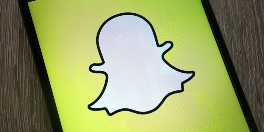 how to unblock someone on snapchat