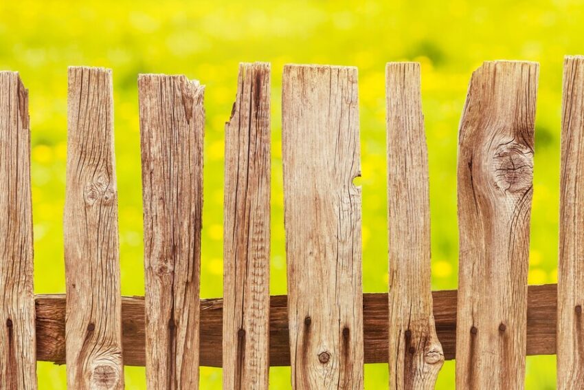 How To Install A Removable Fence Post